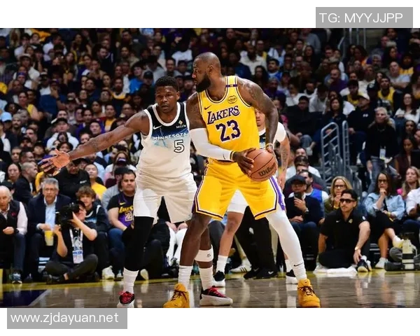 湖人雄鹿前瞻，老詹八村有望复出，湖人能否避免连败？