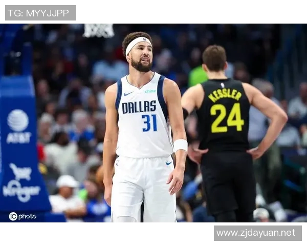 集体发威！独行侠11人出战全员得分，克莱等3将贡献20+